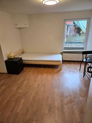 1 Zimmer zu vermieten