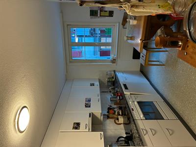 1 Zimmer zu vermieten